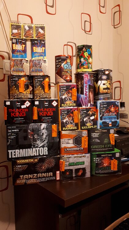 20201225_214334-min 100.jpg